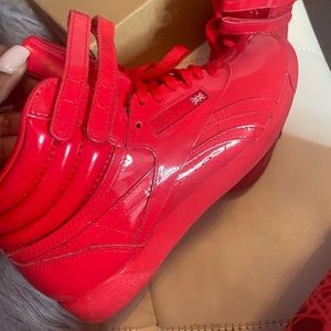 Women’s Classic Red Patent Leather Reebok